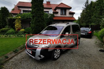 1,6 hdi XTR drzwi z 2 stron klima stoliki bardzo mały przebieg bezwypa