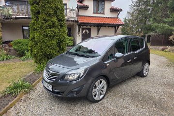 1,4T klimatronik grzane fotele kierownica skóra bezwypadek świeżo zare