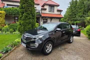 2,0benzyna 4x4 manual  ledy super stan bezwypadek świeżo zarejestrowa