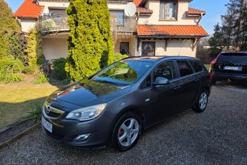 1,4T klimatronik grzane fotele zarejestrowana