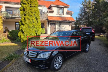 1,8 kompresor AVANGARDA  skóra manual szyber dach opłacona